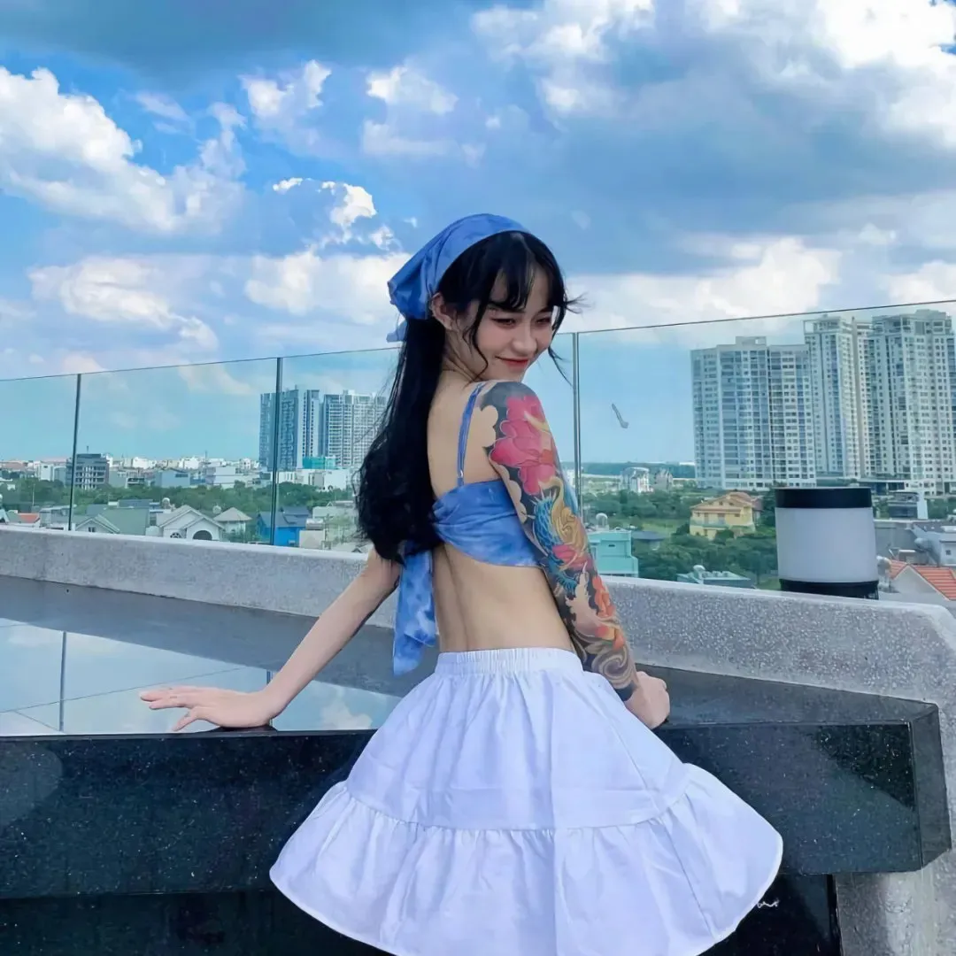国产精品校园青春剧《盛夏晚风》全集 - 青涩年少回忆
